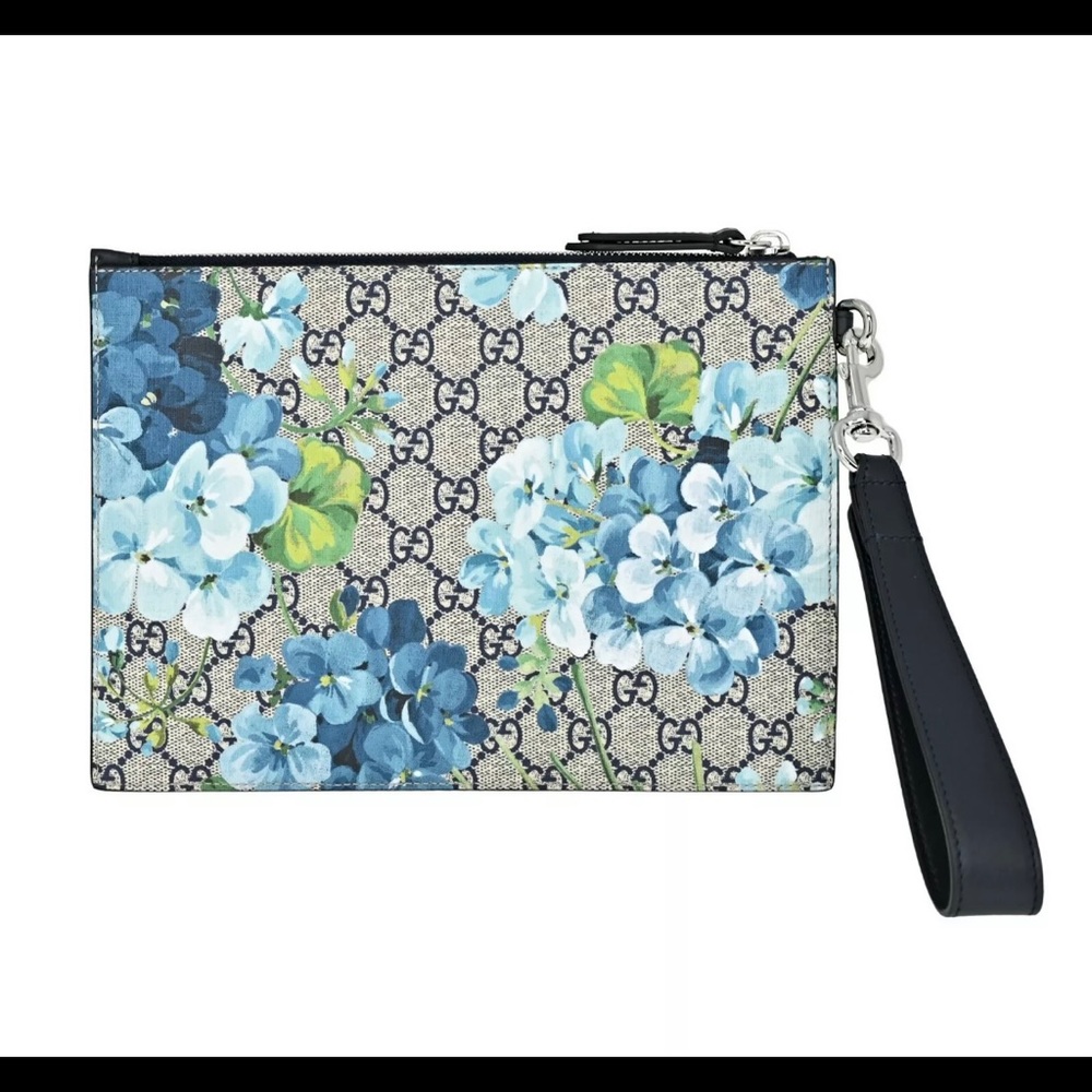 Gucci GG Supreme Blooms Wristlet Pouch